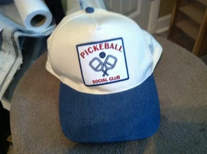 Gorra David and Young Adult Snapback "Pickeball Social Club" mal escrita - Imagen 1 de 7