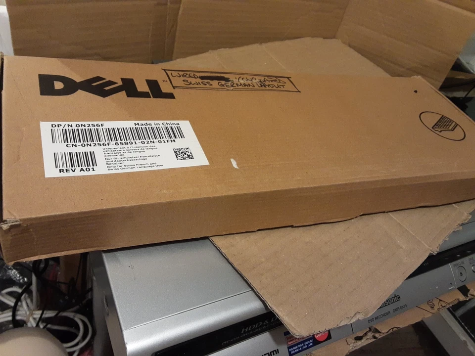 Dell L30u D10 USB Keyboard Swiss German 0N256 - Image 1 of 4