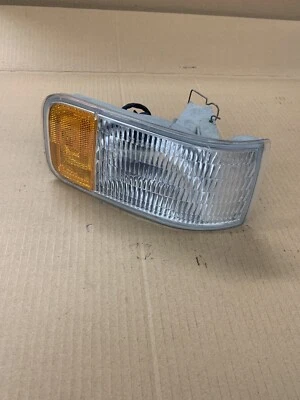 ✅⭐️ 92-94 CADILLAC SEVILLE STS PASAJERO DERECHO MARCADOR LUZ SEÑAL ESQUINA OEM Foto 1 de 3