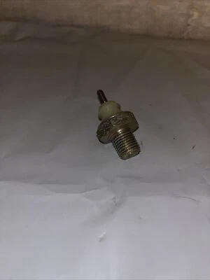 Ford Bronco E150 E250 E350 1995 1996 furgoneta ++ tablero digital transmisor de presión de aceite Foto 1 de 3