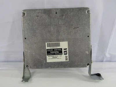 2001-2002 Toyota Sequoia 4X4 4.7L ECM Engine Computer PCM ECU 89661-0C200 - Изображение 1 из 4