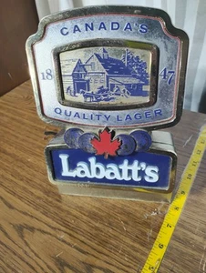 Rare VINTAGE HEAVY METAL LABATT BLUE LIGHT Bar Light Sign 24 VOLT BEER - Picture 1 of 5
