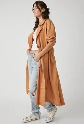 Free People 亮苹果酒 Rae 长线亚麻混纺掸子外套 尺寸 超小号 — 第 1/4 张图片