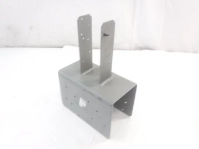 Simpson Strong-Tie 6" x 4" Quick Install Column Cap CCQ64SDS2.5 - Image 1 of 4