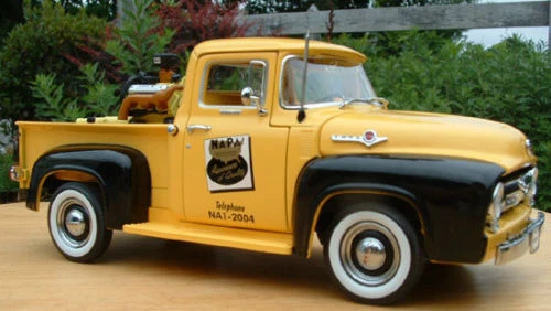 BRAND NEW 1/25TH SCALE NAPA AUTO PARTS 56 FORD PICKUP W/ MOTOR IN BED FIRST GEAR - Image 1 of 1