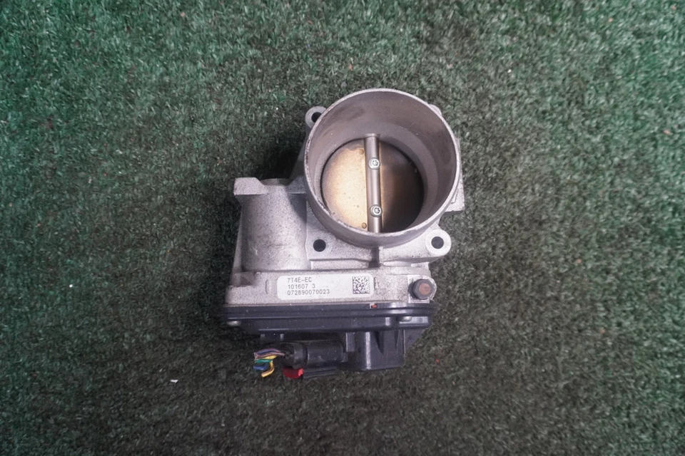 2007 2008 FORD Taurus X 3.5L Throttle Body OEM 99K Miles 43DDBJ28 - Image 1 of 2