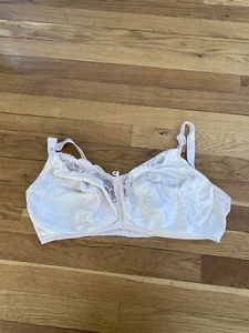 Size 42 DD Full Coverage Peach Lace Bra Lilyette - Picture 1 of 5
