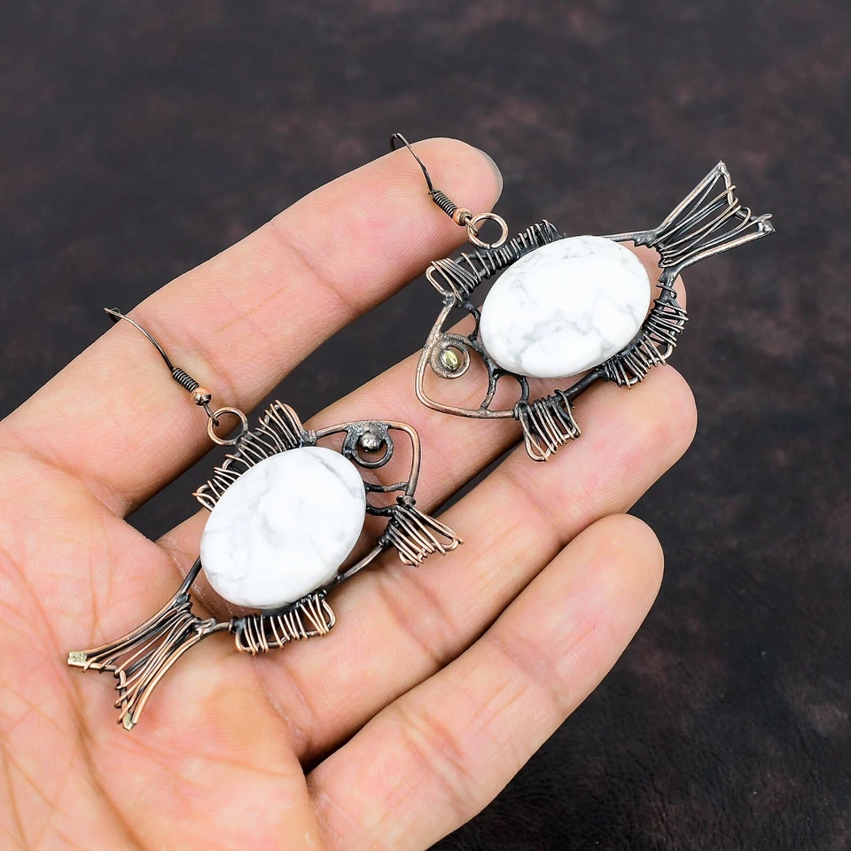 Pendientes de pez envueltos en alambre boho gota madre piedras preciosas howlita ovalados joyería cobre Foto 1 de 4