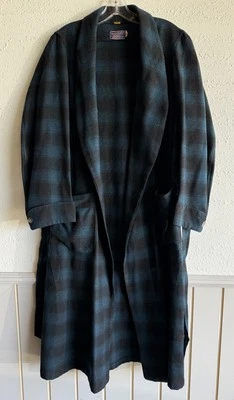 Bata de lana azul y negra a cuadros escoceses Pendleton vintage años 30-40 con cinturón talla S Foto 1 de 4