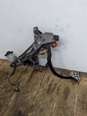 Toyota MR2 MK3 Roadster/Spyder/MR-S 99 - 06 Manual Clutch Pedal w/ Master - Image 1 of 4