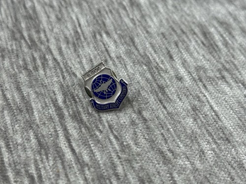 Foto 1 di 4