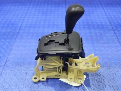 Palanca de cambios de transmisión automática 14-15 Mitsubishi Mirage CVT OEM 2400A459 Foto 1 de 4