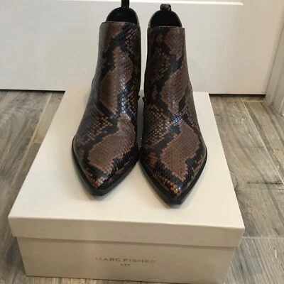 Botines Mujer Marc Fisher Marrón y Negro Estampado Serpiente Cuero Talla 9 Foto 1 de 4