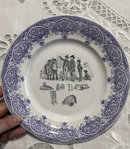 Antico piatto in ceramica Creil & Montereau - REBUS - Foto 1 di 4