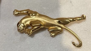 Vintage Large Heavy Gold Tone Climbing Jumping Jaguar Panther Pin Brooch 4” - Picture 1 of 7