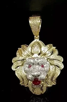 Colgante León Hombre Rubí Creado en Laboratorio Corte Redondo 5C Acabado Oro Amarillo 14k Foto 1 de 4