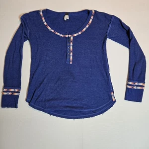 We The Free People Top Womens M Boho Waffle Thermal Embroidered Henley Blue - Picture 1 of 5