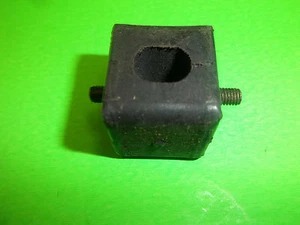 NUOVO SUPPORTO AMMORTIZZATORE MANIGLIA ECO ADATTO PER SEGHE CS601SVL CS701SVL 35160703630 OEM E9 - Foto 1 di 1