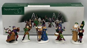 Juego de 5 figuras de porcelana Department 56 Dickens Village Here We Come A-Wassailing - Imagen 1 de 16
