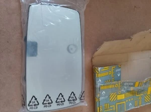 RENAULT MASTER 2    MIRROR GLASS RIGHT HAND SIDE GENUINE 7701046190 - Picture 1 of 3