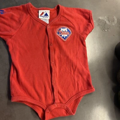 MAJESTIC 费城费城人队 美国职棒大联盟 爬行紧身衣 海贼王 红色 尺寸 18 M L8 — 第 1/4 张图片