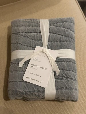 Almohada acolchada artesanal de terciopelo lavado Pottery Barn azul falso nueva Foto 1 de 4