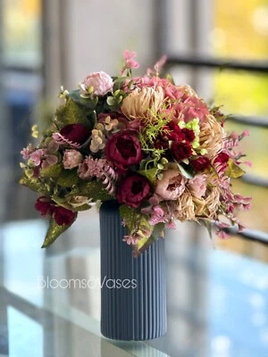 Arreglo floral rosa intenso en jarrón, ancho 12’, alto 15’, decoración del hogar Foto 1 de 4