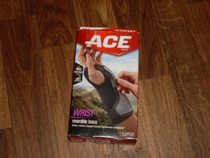 ACE ADJUSTABLE WRIST REVERSIBLE BRACE HELPS RELIEVE CARPAL TUNNEL SYNDROME NEW - Picture 1 of 3