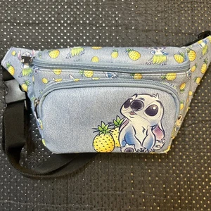 Marsupio Disney Stitch Loungefly - Foto 1 di 1