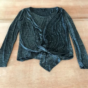 Top Mujer Casa Blanca Mercado Negro M Negro Sobrepelliz Asimétrico Manga Larga - Imagen 1 de 12
