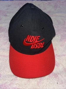 Cappello Berretto Nike Youth Classic99 Dry-Fit Baseball Regolabile Taglia Unica Nero/Rosso - Foto 1 di 5