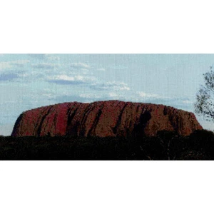Uluru in der Abenddämmerung Kreuzstich-Design (B406 mm x H203 mm (B16 Zoll x H8 Zoll), Kit oder Diagramm) - Bild 1 von 1