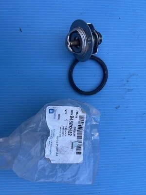 94580182 TERMOSTATO CHEVROLET DAEWOO MATIZ 800 (Temp. 82’ Gradi) - Imagen 1 de 3