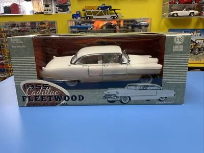 GREENLIGHT  1955 CADILLAC FLEETWOOD SERIES 60  SPECIAL  WHITE "NEW" - Image 1 of 4