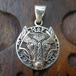 Fenris Wolf Runen Anhänger 925er Silber Symbol Schmuck - Neu - Picture 1 of 3