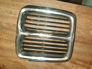 Rejillas BMW 3 E21 1834756 1976 25015640 - Imagen 1 de 12