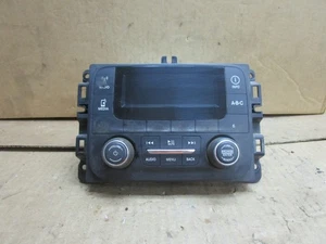 13-18 Dodge Ram 1500 Radio Information Display Screen Monitor Dash Info 68137113 - Bild 1 von 5