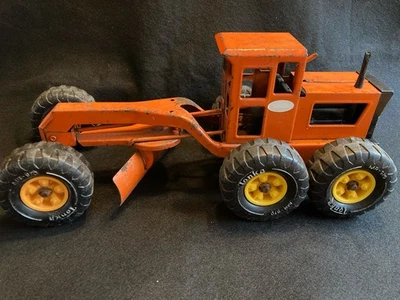 VTG 1970’s Tonka Pressed Steel Orange Road Grader- MR-970 Wheels - Image 1 of 4