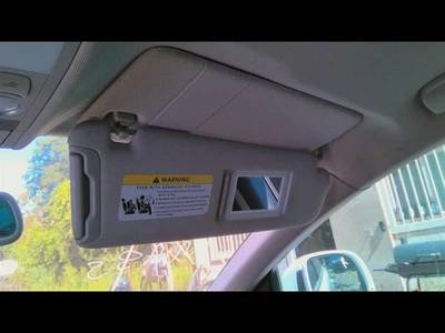 Parasol derecho pasajero iluminado para AUDI Q7 32389 07-15 Foto 1 de 4