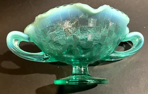 SPECIAL FENTON BLUE TEAL OPALESCENT RUFFLED RIM "THREE FRUITS" BOWL - EXCELLENT! - Picture 1 of 6
