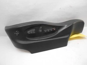 Interruptor eléctrico asiento izquierdo BMW X3 E83 negro OEM 8099335 / 8099327 GC0165 - Imagen 1 de 5