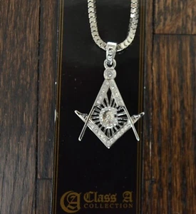 Free Mason Masonic pendant necklace in silver color original package NWT - Picture 1 of 3