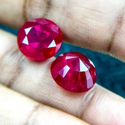 PIGEON BLOOD RED 2 pc 16.44 CT PERFECT RUBY CORUNDUM CHATHUM ROUND PAIR GEMSTONE - Image 1 of 3