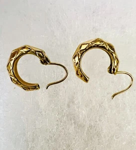 Vintage 14k Yellow Gold Geometric Designed Hoop Earrings., - Picture 1 of 8