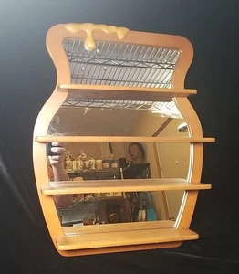 Lenox mirrored shelf for Winnie-the-Pooh "thimbles" small figurines - Picture 1 of 9