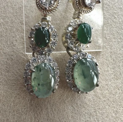 Gemas sueltas para pendientes de jadeíta natural de Birmania Foto 1 de 4