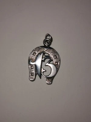 Ciondolo Ferro di Cavallo 13 - Argento 800 - Ciondolo Portafortuna / Lucky Charm - Immagine 1 di 4