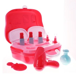 Girls Beauty Case Pretend Play Cosmetic and Hair Accessory Salon Toy Set - Picture 1 of 6