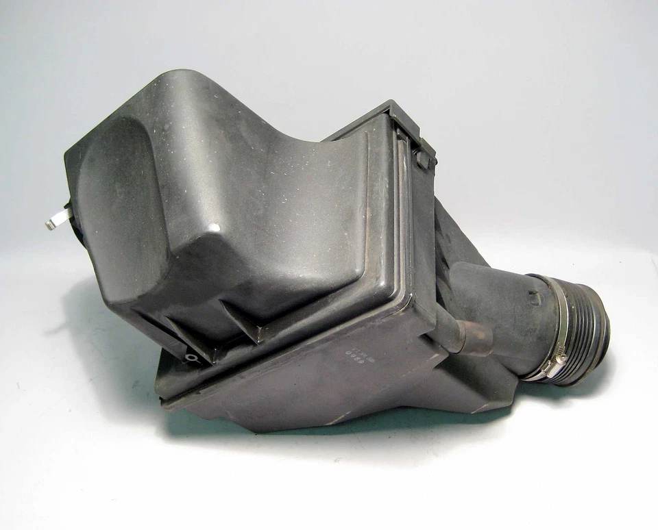 BMW E39 528i M52TU 2.8L 6cyl Air Filter Housing Intake Muffler 1999-2000 USED OE — 第 1/4 张图片