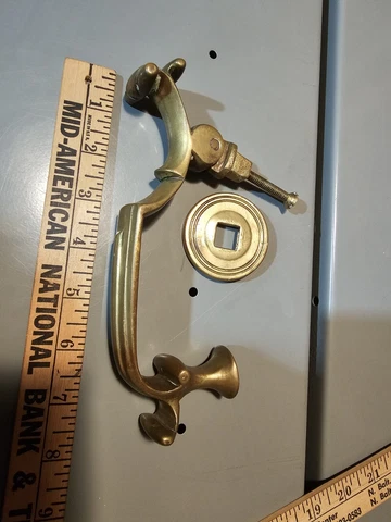 Virginia Metalcrafters Williamsburg Restoration Brass Door Knocker Cover
